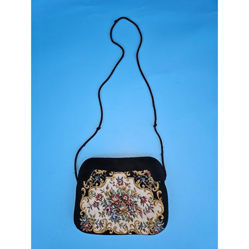 Vintage LA Regale shoulder tapestry bag.